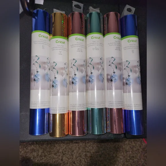 Cricut Vibrant Party Foil Set - Blue, Gold, Green, Purple - Picture 3 of 4